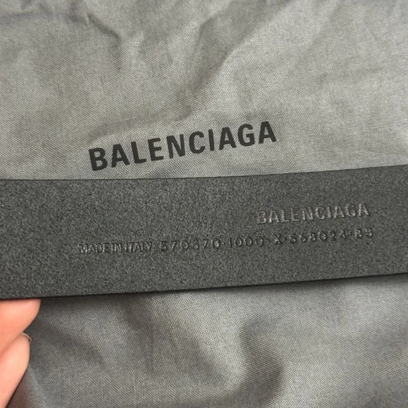 Authentic Balenciaga belt like new - Picture 4 of 9
